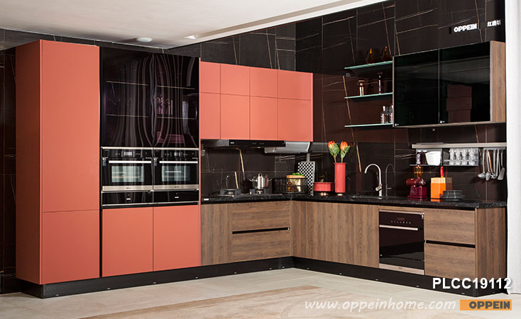 Modern L-Shaped Kitchen Cabinet with PVC Finish PLCC19112